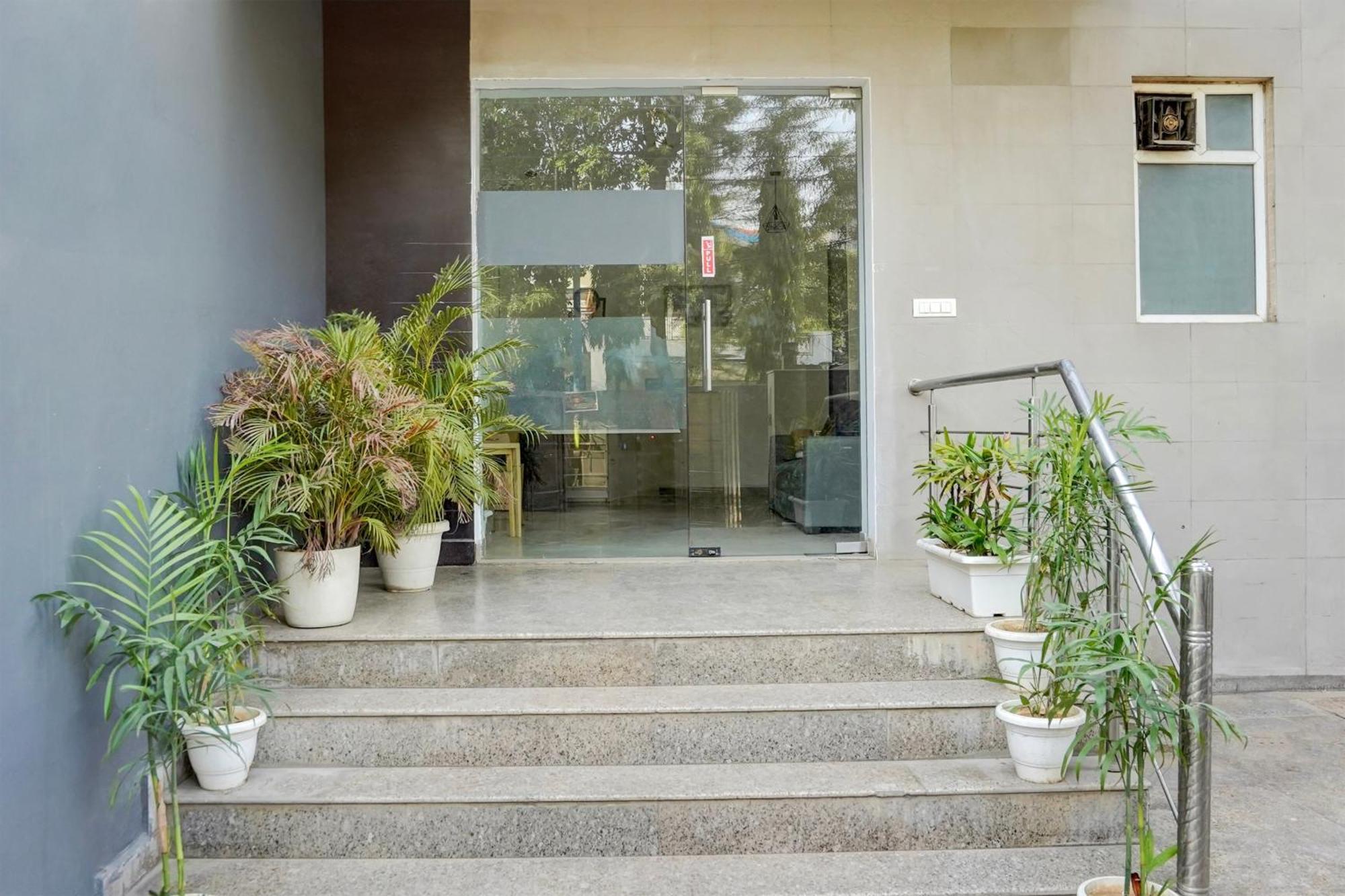 Apartament Super Townhouse Sector 53 Golf Course Road Gurgaon Zewnętrze zdjęcie